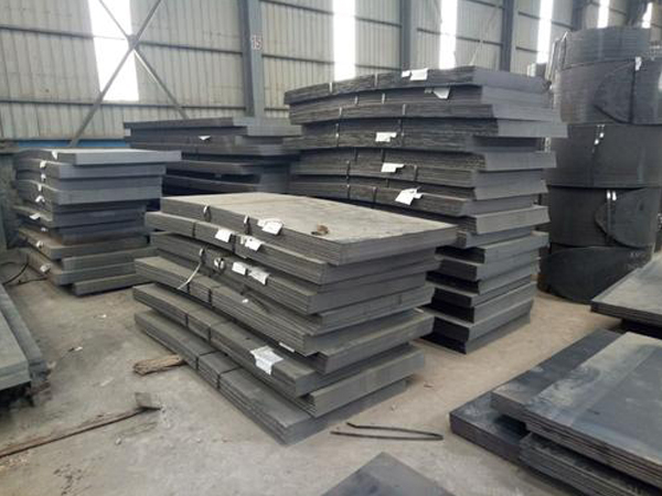 称多考登钢板现货
